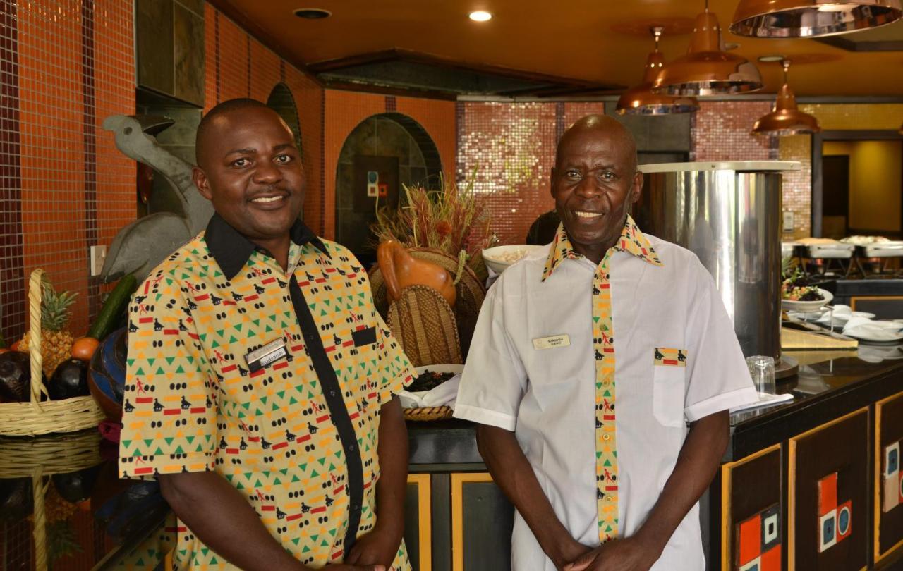 Cresta Oasis Hotel Harare Eksteriør bilde